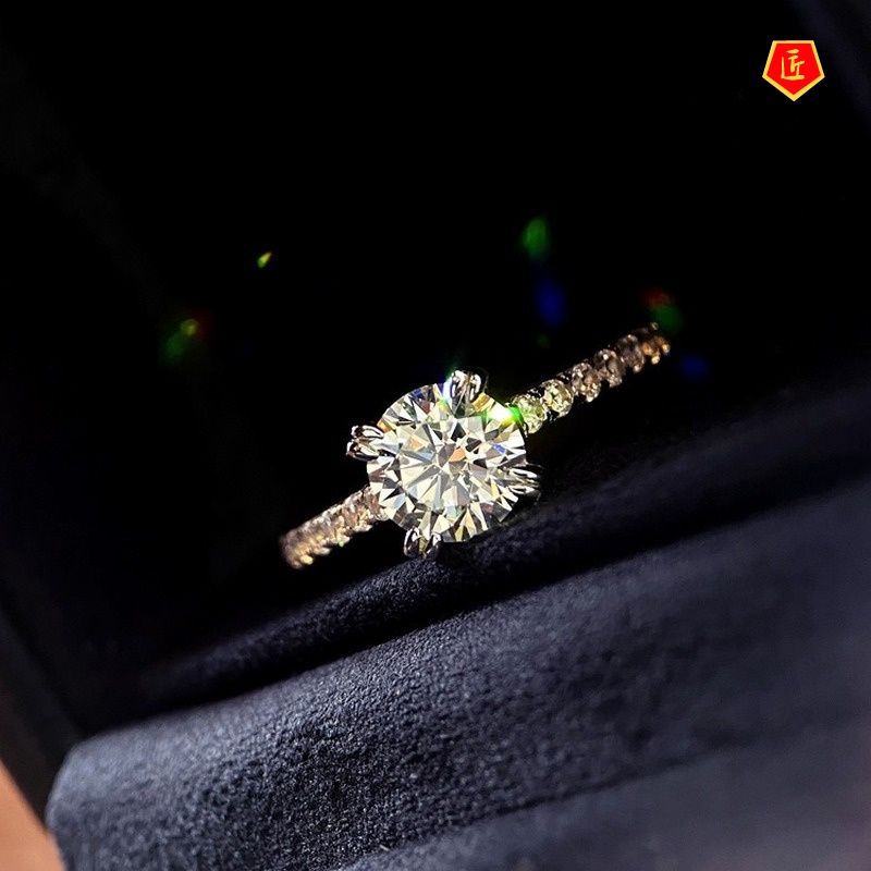 [Ready Stock]Simple Elegant Moissanite Four-Claw Diamond Ring