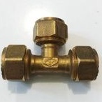 sambungan pipa air panas T Tee sambung pipa 1/2 inci kuningan