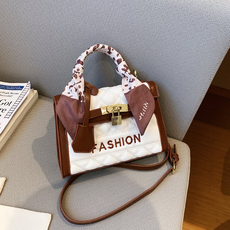 ( 2PC 1KG ) GTBI998879929  New Arrival  !!!  Tas Selempang  Tas Wanita Import  Premium Terbaru+SALL