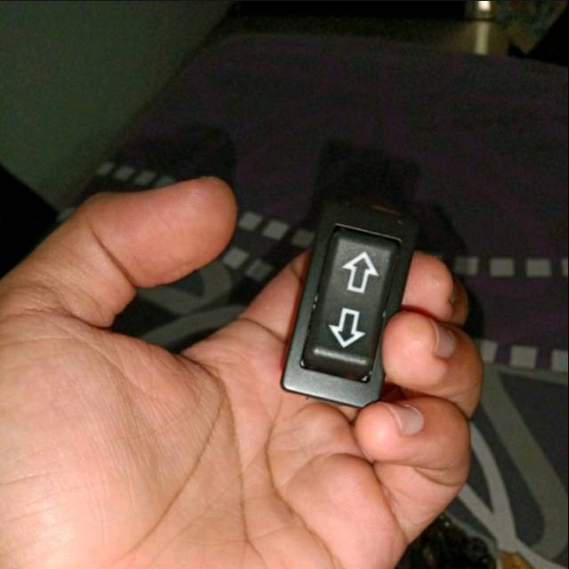 Saklar power window universal