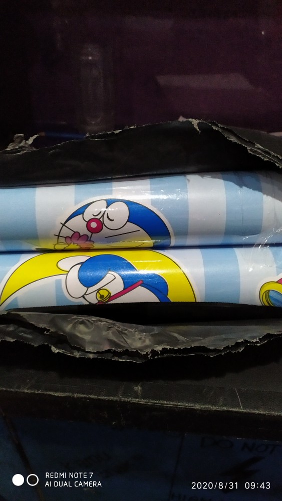 (bayar Di Tempat) Wallpaper Dinding Motif Karakter Doraemon Garis