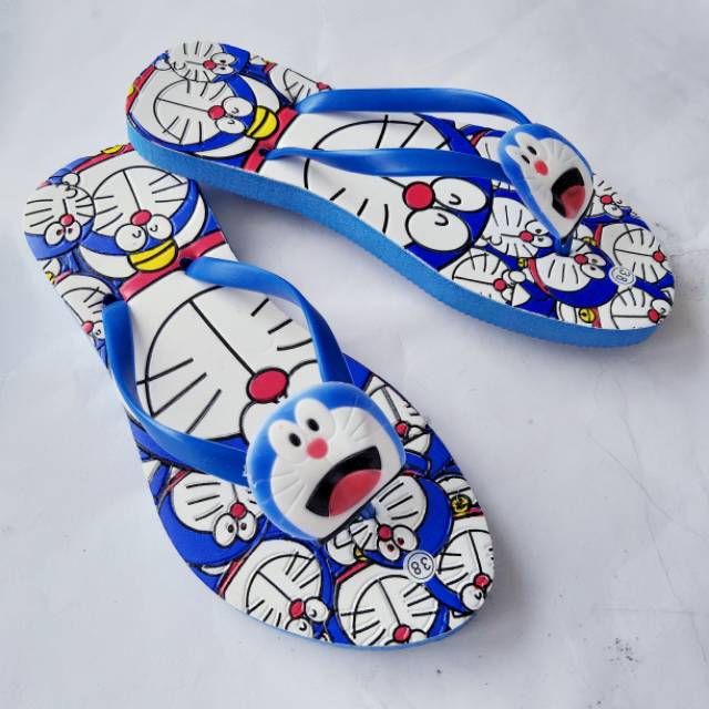 SANDAL DORAEMON KARTUN