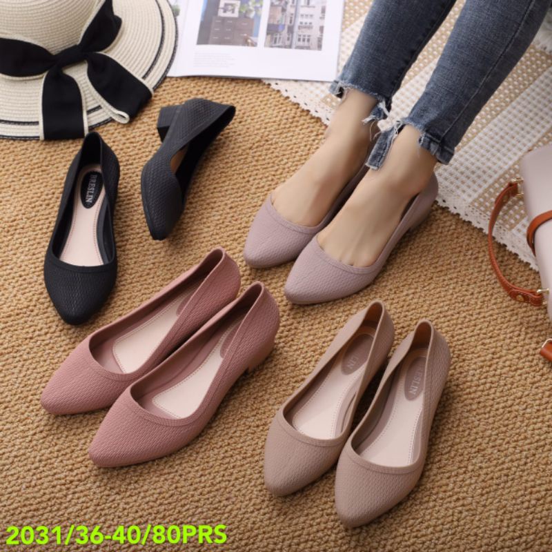SEPATU WANITA BRESLIN 2031