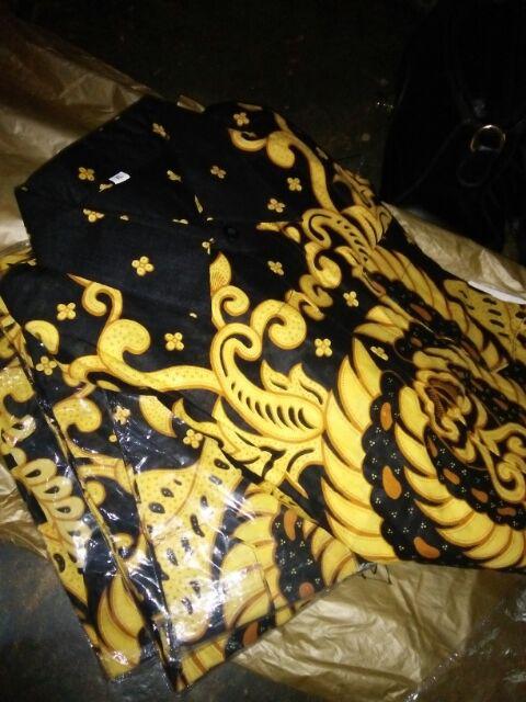 New Batik Pria Lengan Panjang Batik Berkah Hrb026 Motif Keratonan Kode 002 Size M L Xl