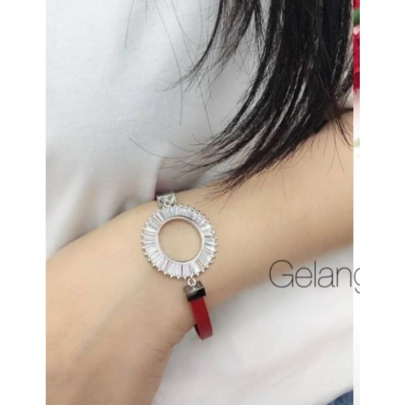 Promo Gelang kulit branded band Premium Quality Anti karat Gelang tangan kulit import /gelang Tangan Wanita branded Band bahan kulit G930