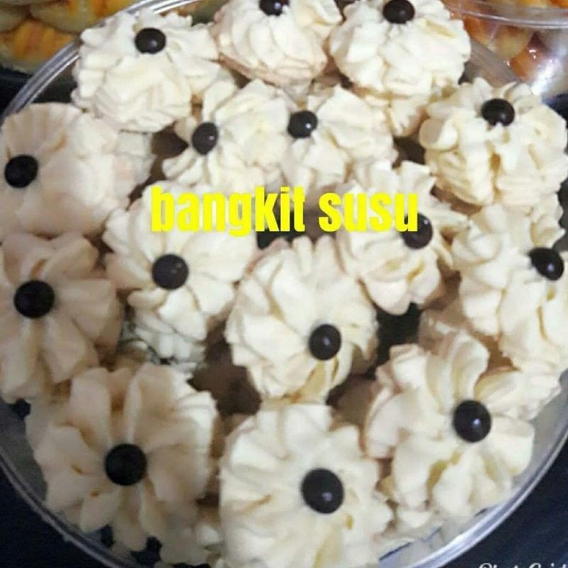 

Kue Bangkit Susu