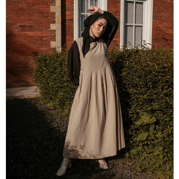 Hosofshopaholic - MAHENA DRESS - Pakaian Wanita - Dress - Casual Dress - Sleeveless Dress - Maxi Dress - Dress Linen - Lentera Collection - Allsize-4