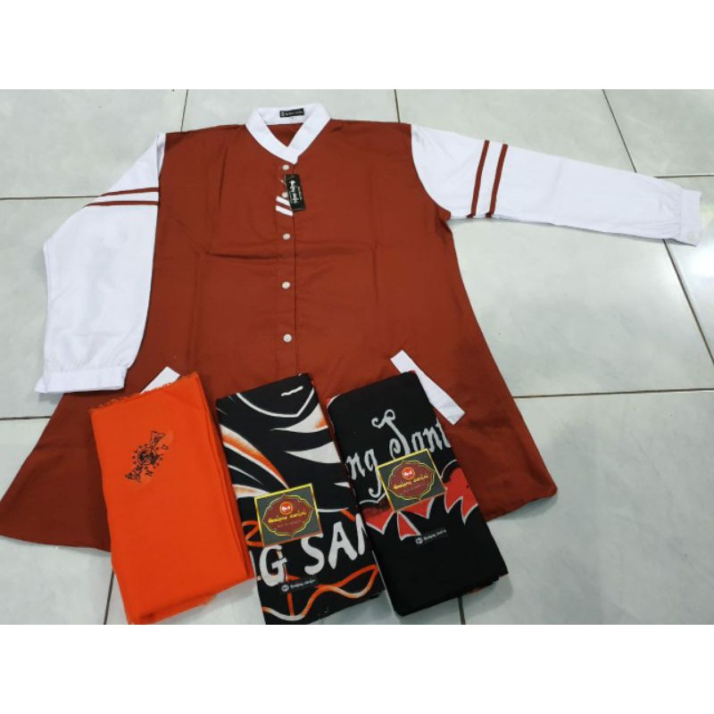 SETELAN BAJU SANTRIWATI PUTRI