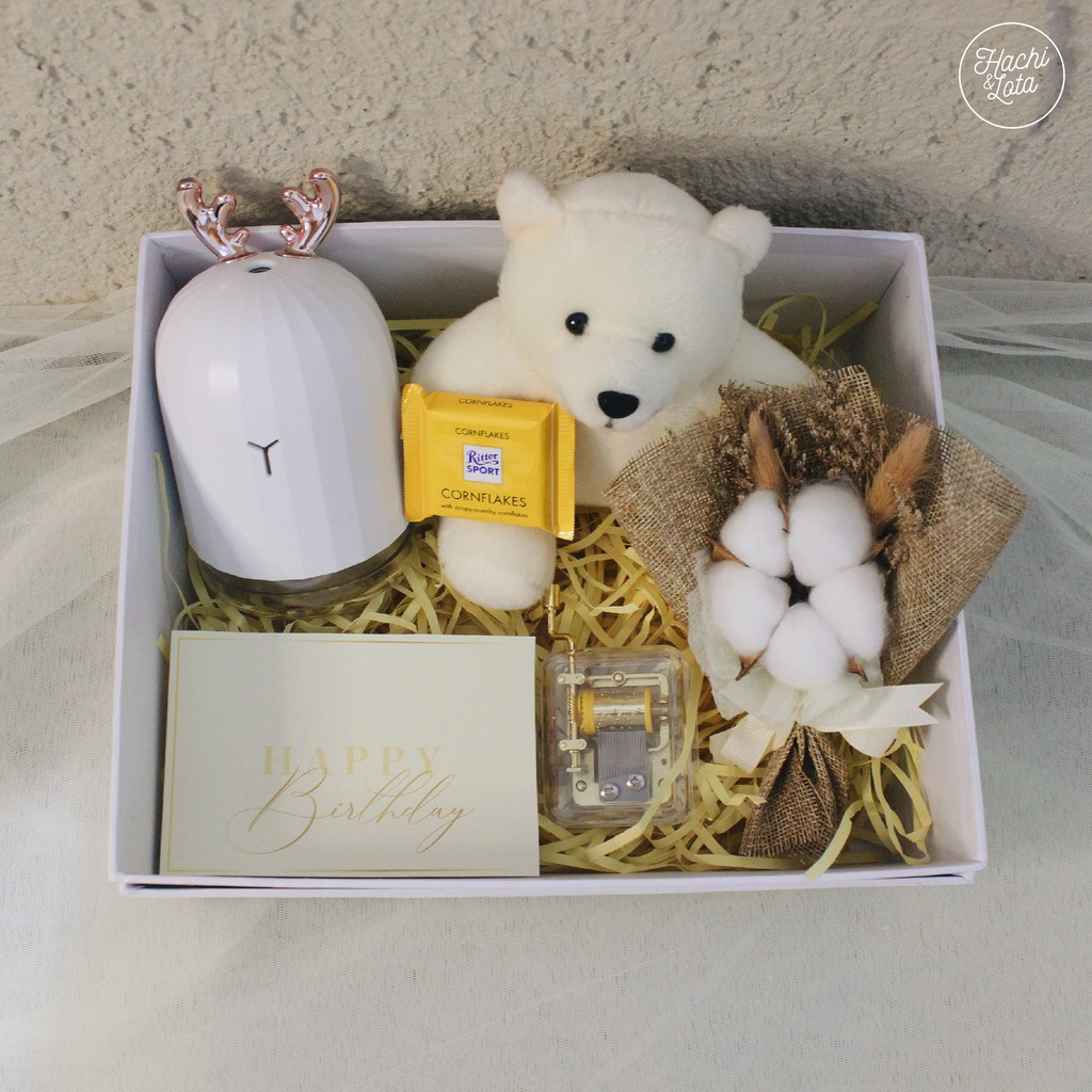 

Yellow Themed Birthday Gift Box | Kado Hadiah Ultah Anniversary / Birthday Hampers / HampersFarewell
