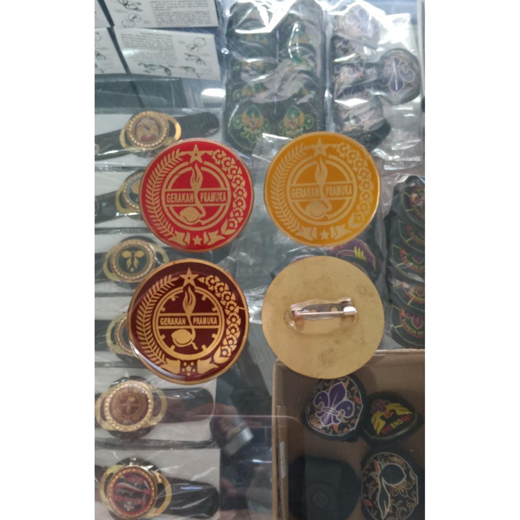 Tatop Tanda Topi Boni Emblem Boni Penggalang Penegak Pandega