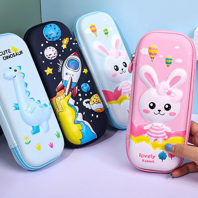 

Miliki Kotak pensil tempat pensil hardcowo Motif ASTRONOT 3D 6D kado ultah anak keren Size 22x5X10 CM