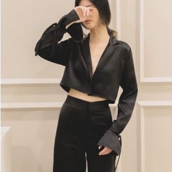 Sava Collective : AMANDA CROP BLAZER & AMANDA SATIN PANTS
