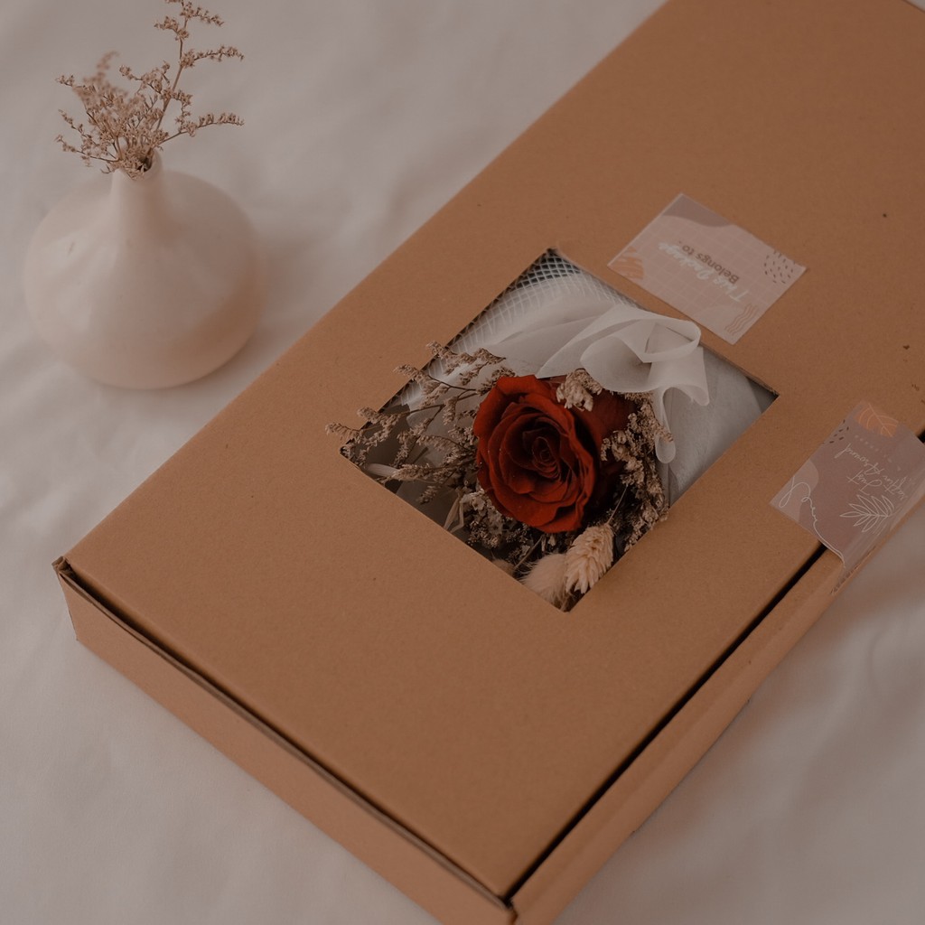 Clarissa Bouquet - Preserved Rose