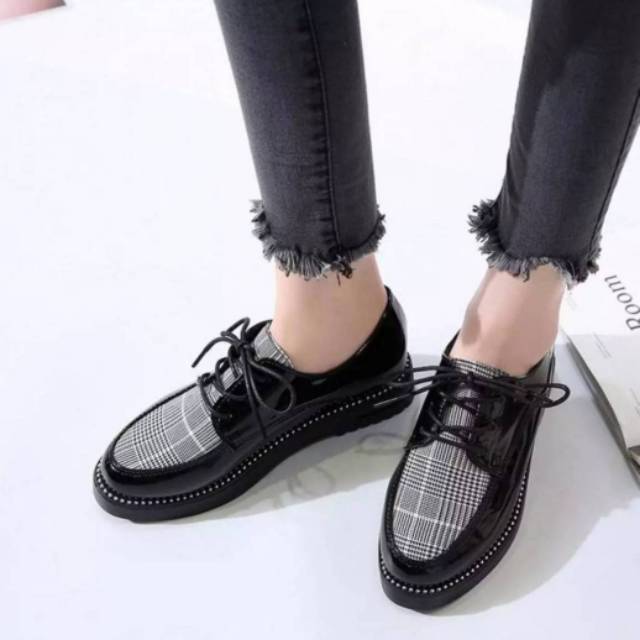 Sepatu Docmart Farasya / Sepatu Loafers Wanita / Sepatu Wanita / Sepatu Docmart Wanita Fashion Korea /  Bisa COD