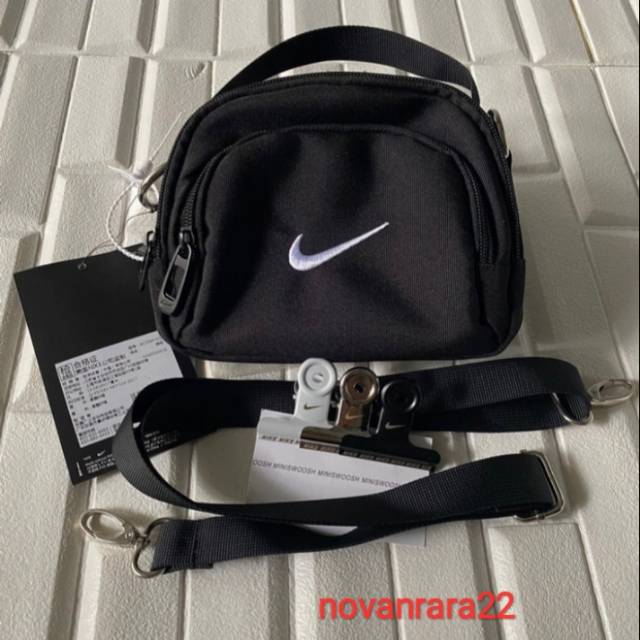 NIKE MINI SWOOSH CUSTOM SHOULDER BAG  |  TAS