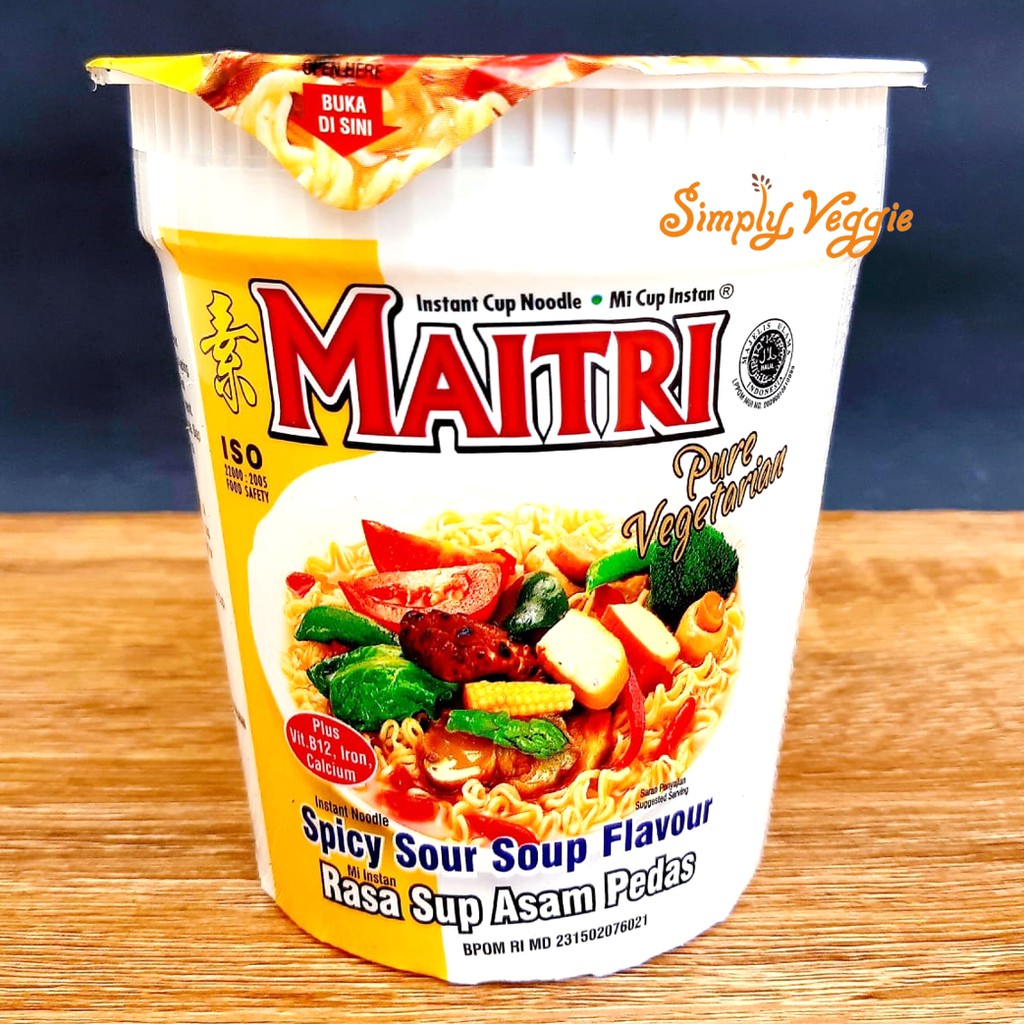 Maitri Mie Cup Instant Vegetarian Rasa Sup Asam Pedas / Mie Maitri Cup