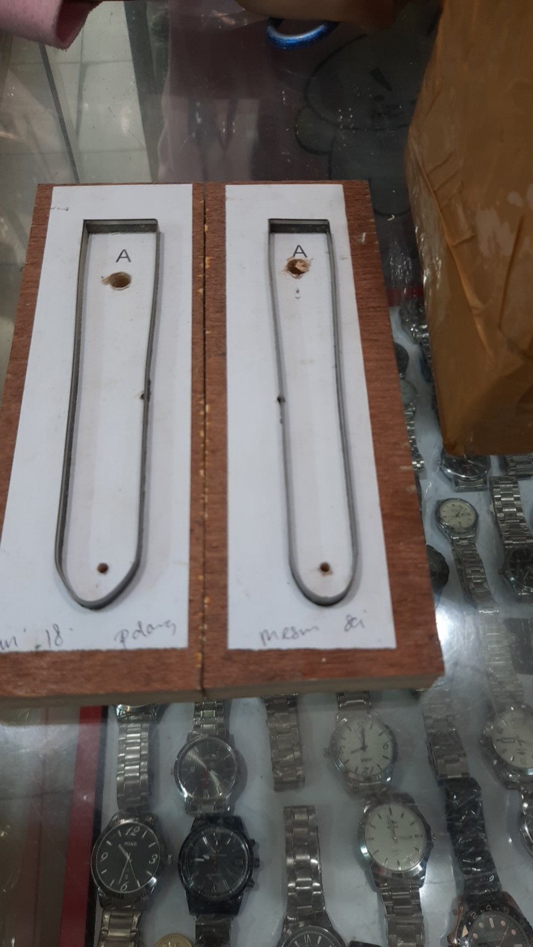 Plong Custom Untuk Berbagai Bahan Pisau Pon Full Plat