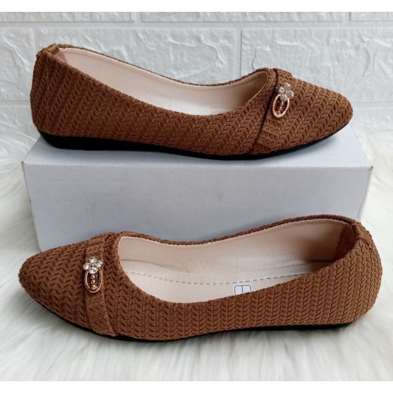 Sepatu Wanita Kekinian Flat Shoes Terbaru Balet Sol Karet Dixie