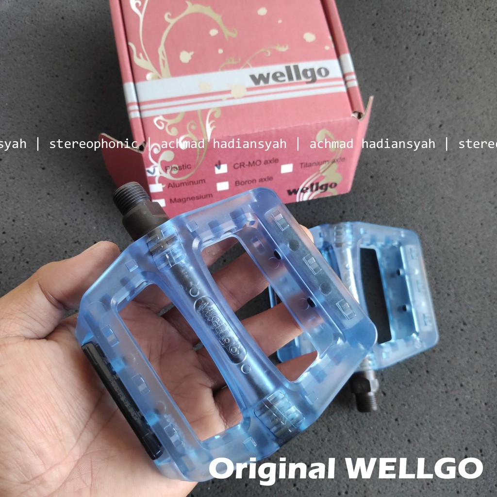 ORIGINAL WELLGO flat pedal B107P Plastic Polycarbonate Ball Bearing Pedal Flat WELLGO Pedal Seli MTB