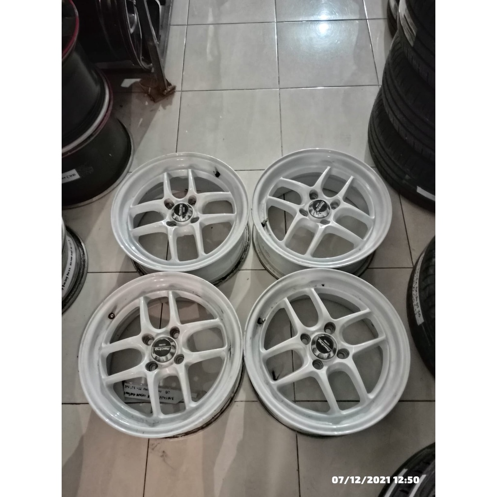 jual velg racing bekas ring 15x6,5 model enkei tuning warna white putih kondisi seken bagus geratis 