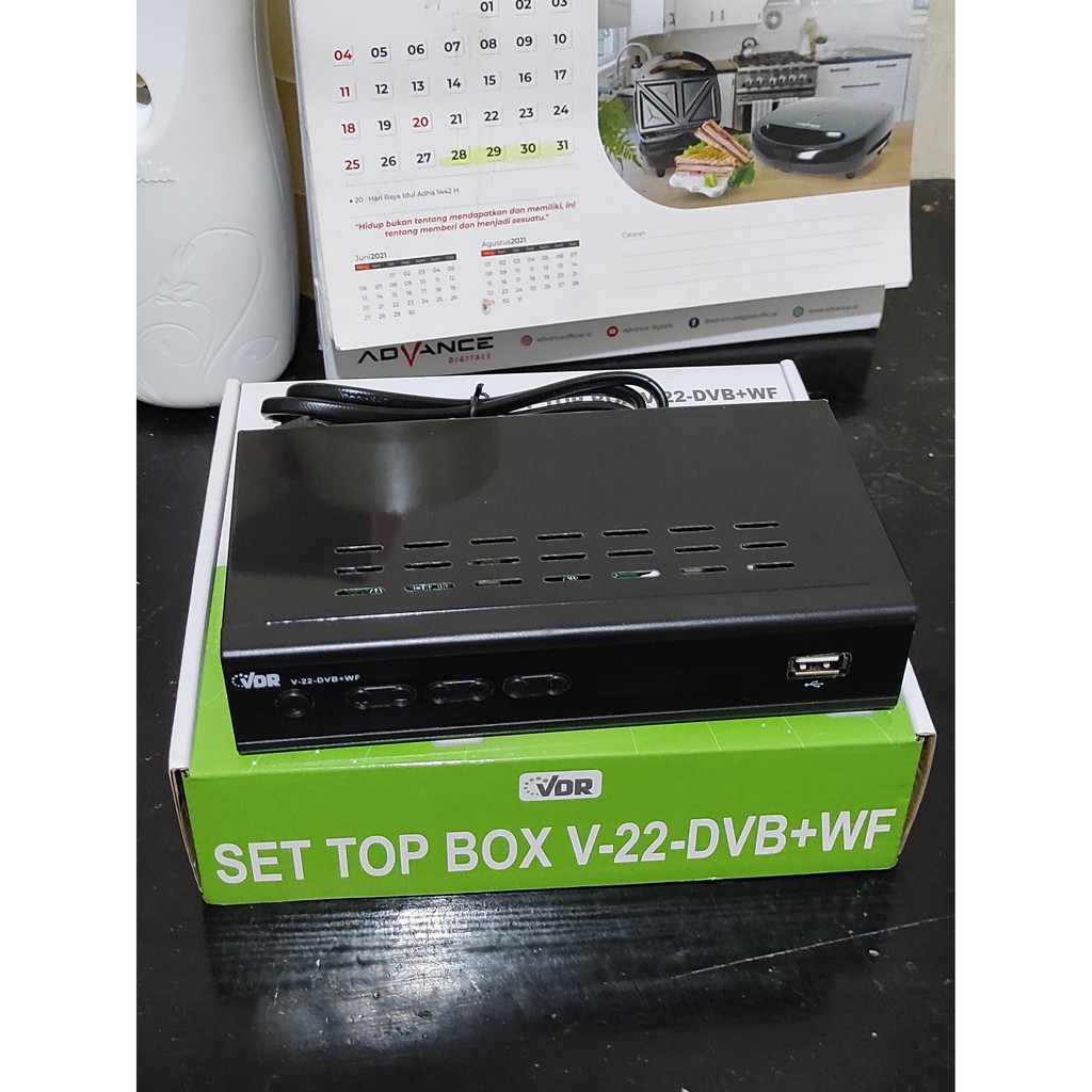 Set Top Box Receiver VDR V-22 DVB + Wifi Youtube include wifi dongle Multimedia Player ori