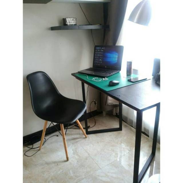  WFH  SET B meja  kantor  Trapezoid dan Kursi Shopee Indonesia