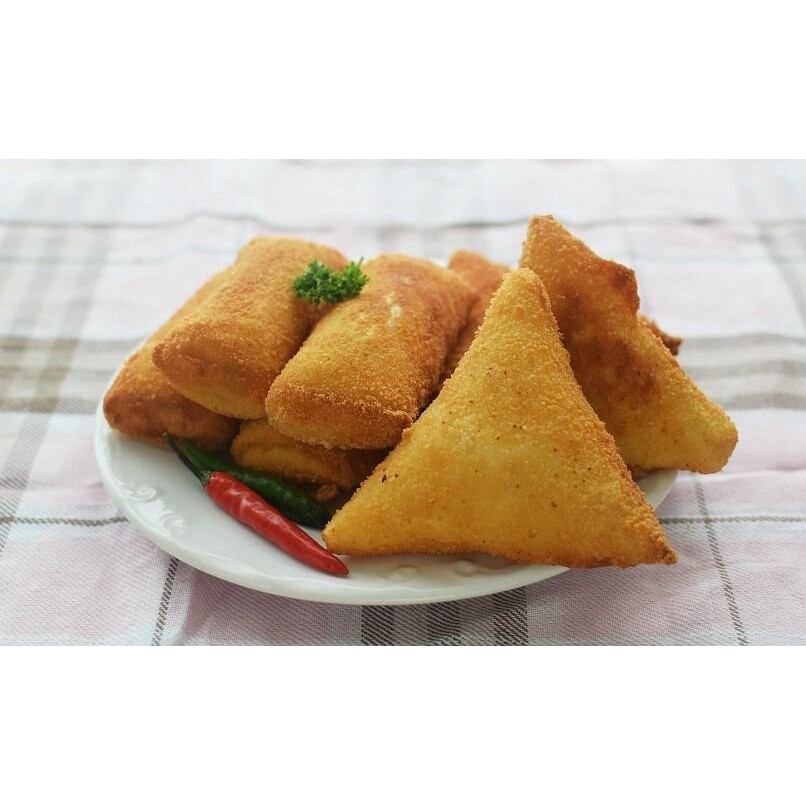 

Risoles Ragout / Kue Subuh / Kue Basah / Jajanan Pasar Senen