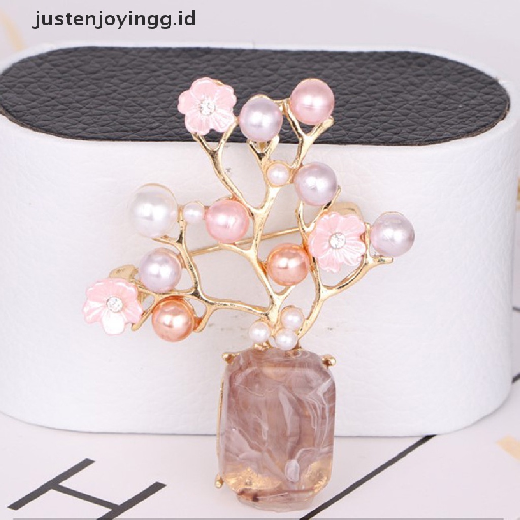 1 Pc Bros Bentuk Bunga Plum Blossom Aksen Mutiara Bahan Metal Warna Pink