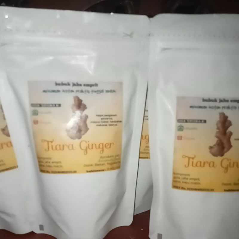 

Tiara Ginger