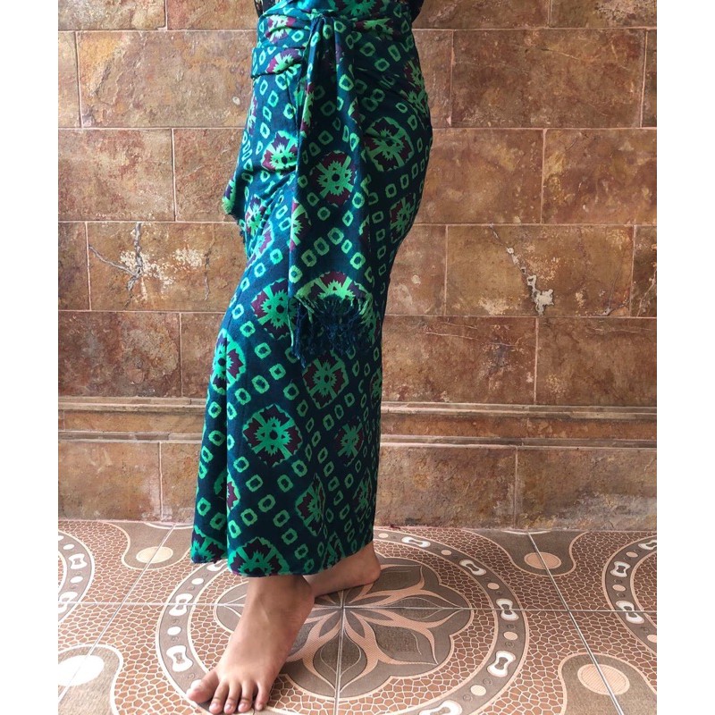 

KainSutraJumputanAsliBali