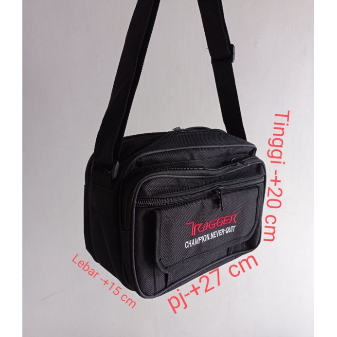 Tas selempang pria hitam bahan polyester tebal 5 kantong