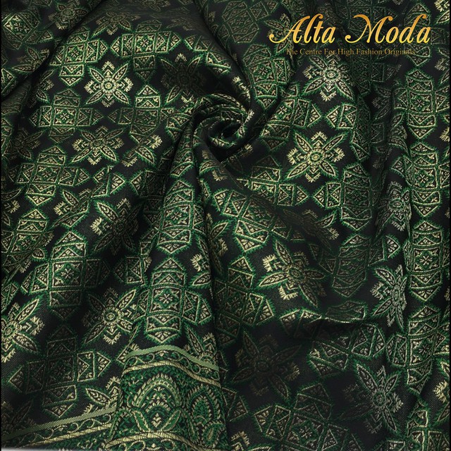 

Alta Moda Kain Jacquard Motif Songket Floral Star Hijau Hitam (1M)