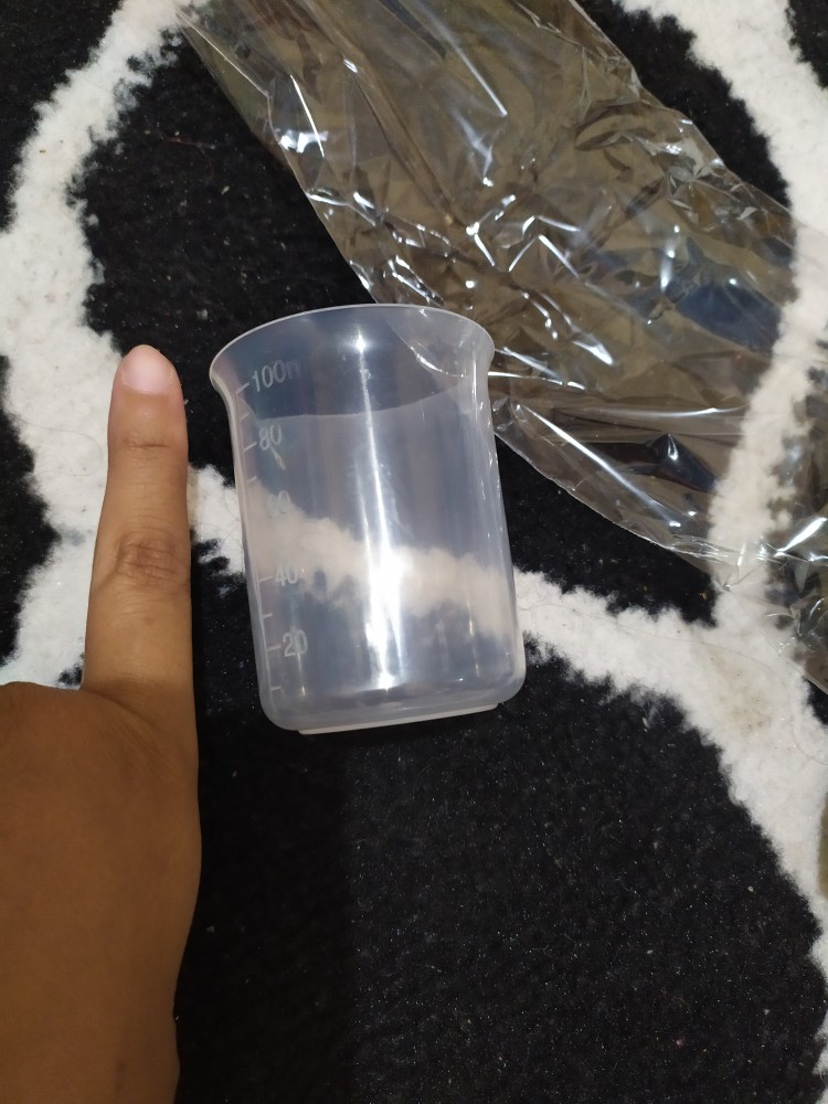 Gelas Ukur Takar Laboratorium Dapur 100ml Plastik  1pcs
