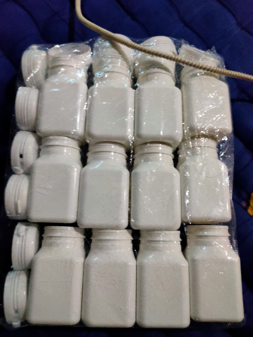 Botol Kotak Dof Putih Isi 30