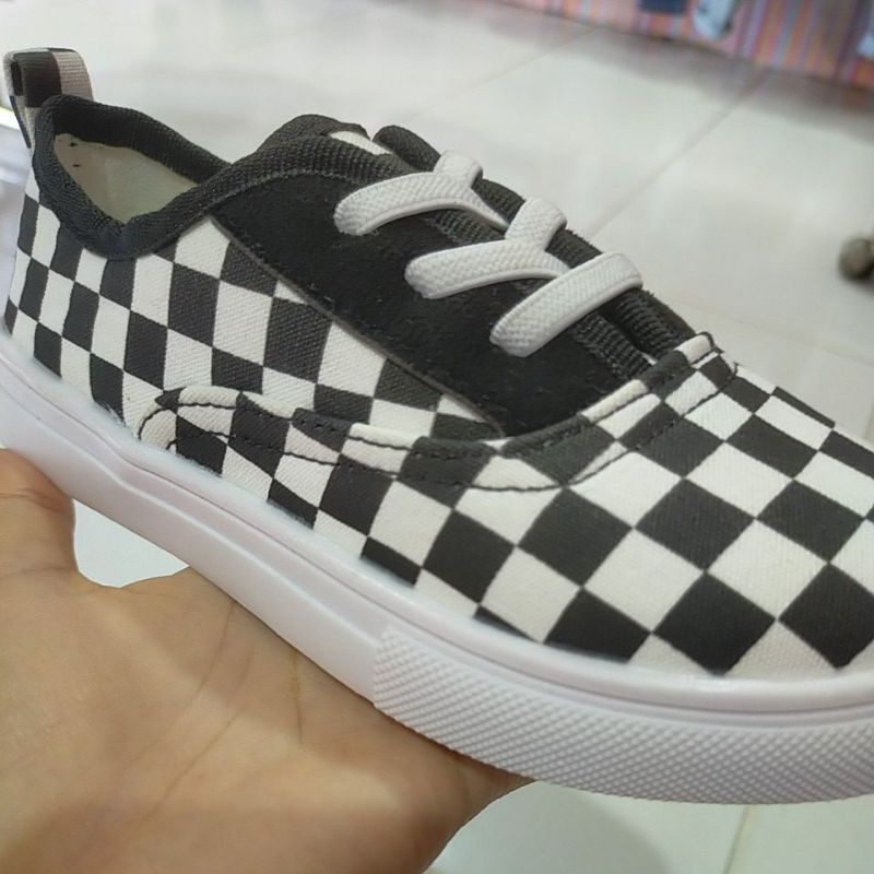 Sepatu Ori Catur Tali Putih