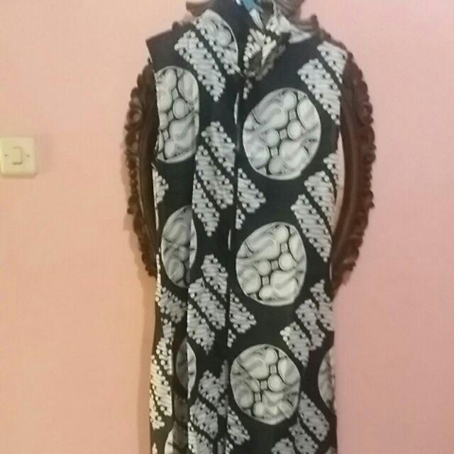 Batik Wanita Outer Monokrom Motif Hitam Exclusive Premium
