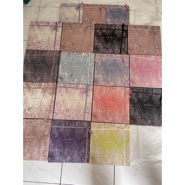 Buttonscarves x Allyssa Hawadi New York 3 Satin (bisa dm utk pilihan warnanya)