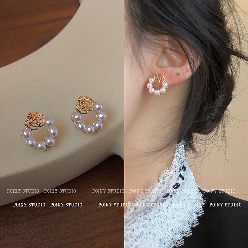 Anting Mutiara Wanita / Pearl Hoop Earrings/ Anting Tusuk/ Aksesoris Giwang Murah / Anting Mutiara Mode Retro Korean Anting Drop Bola Mutiara Dasar Anting Tindik Sederhana