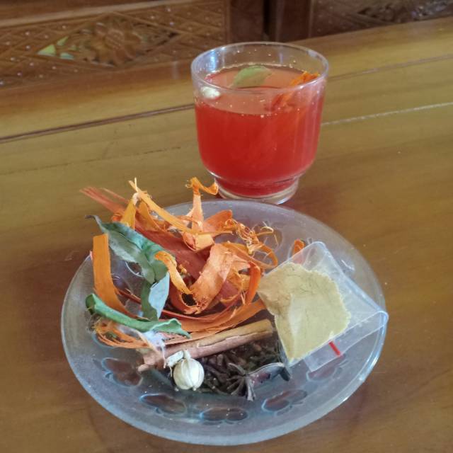 

Wedang uwuh jahe bubuk komplit tanpa gula batu