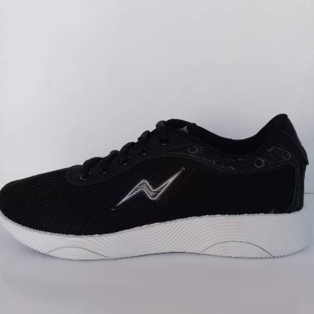 Sepatu wanita sekolah new era CELIS hitam putih