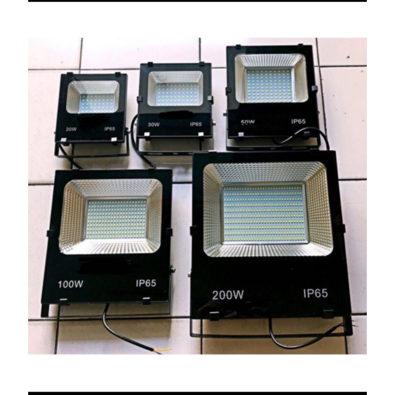 lampu tembak led 50w sorot led 50 watt outdoor 50w taman 50w 50 watt led jalan lapangan reklame