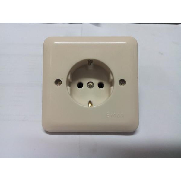 Stop Kontak IB Broco