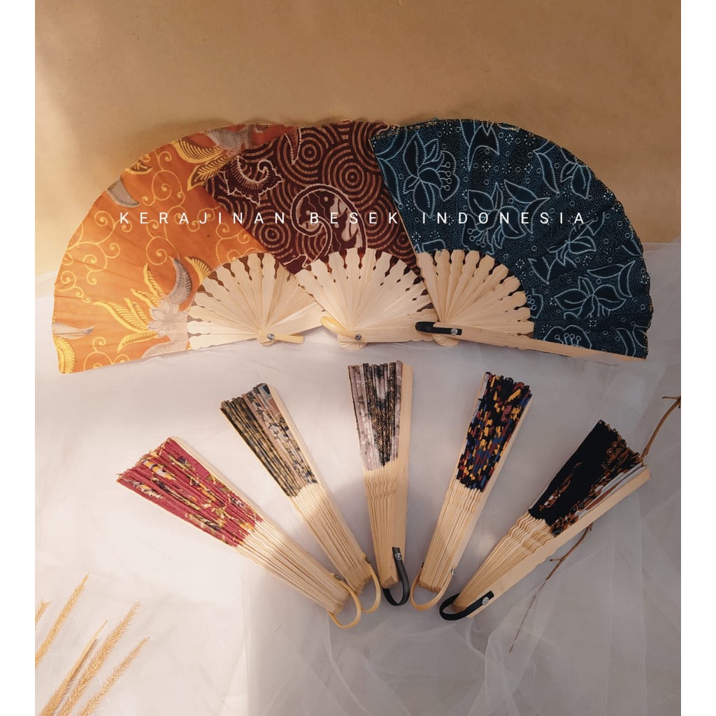 KIPAS KAIN WARNA RANDOM// Souvenir nikah// Souvenir nikah murah// Souvenir kipas// Kipas tangan