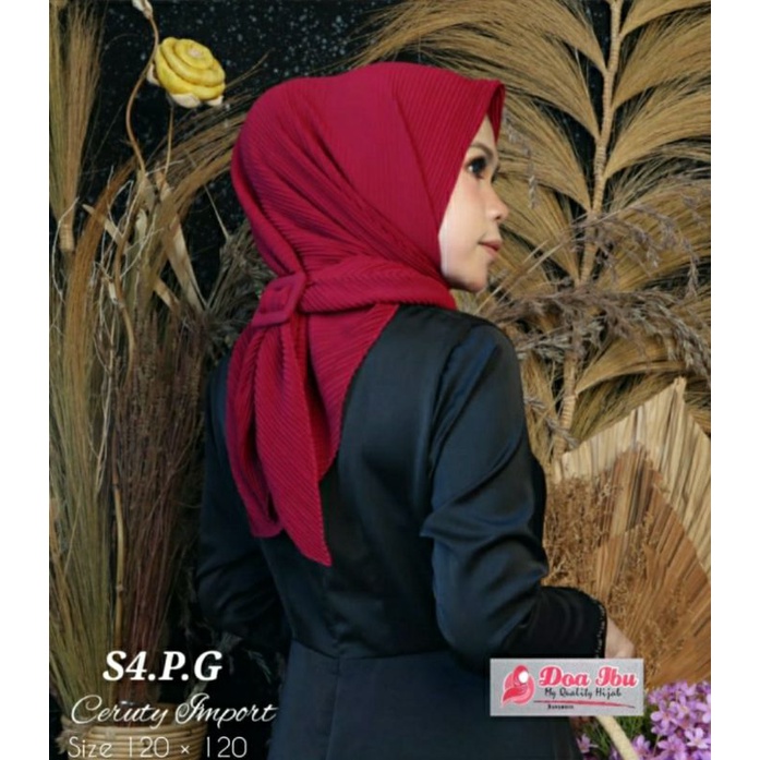 Jilbab segi empat plisket gesper ori by Doa Ibu