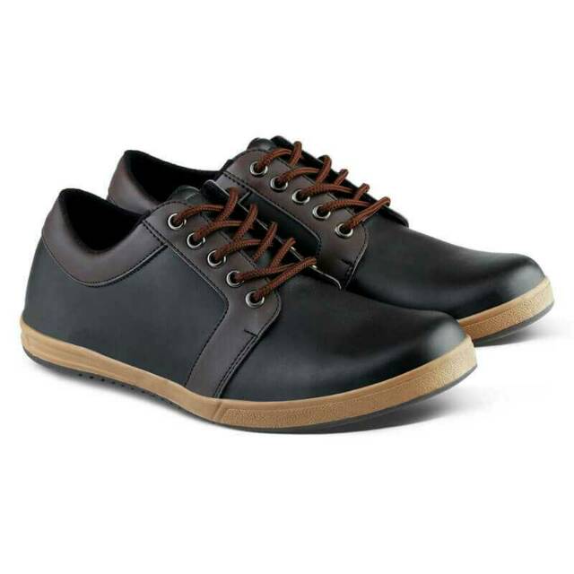 SEPATU FORMAL PRIA VARKA V 060