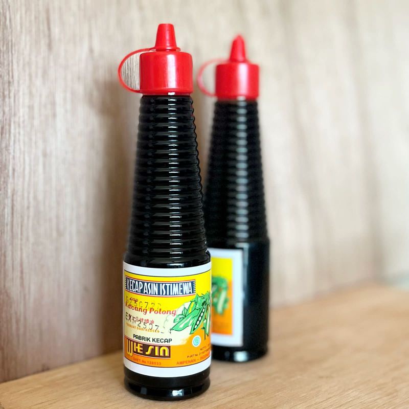 

Kecap Asin Wiesin cap Kacang Polong 6 PCS