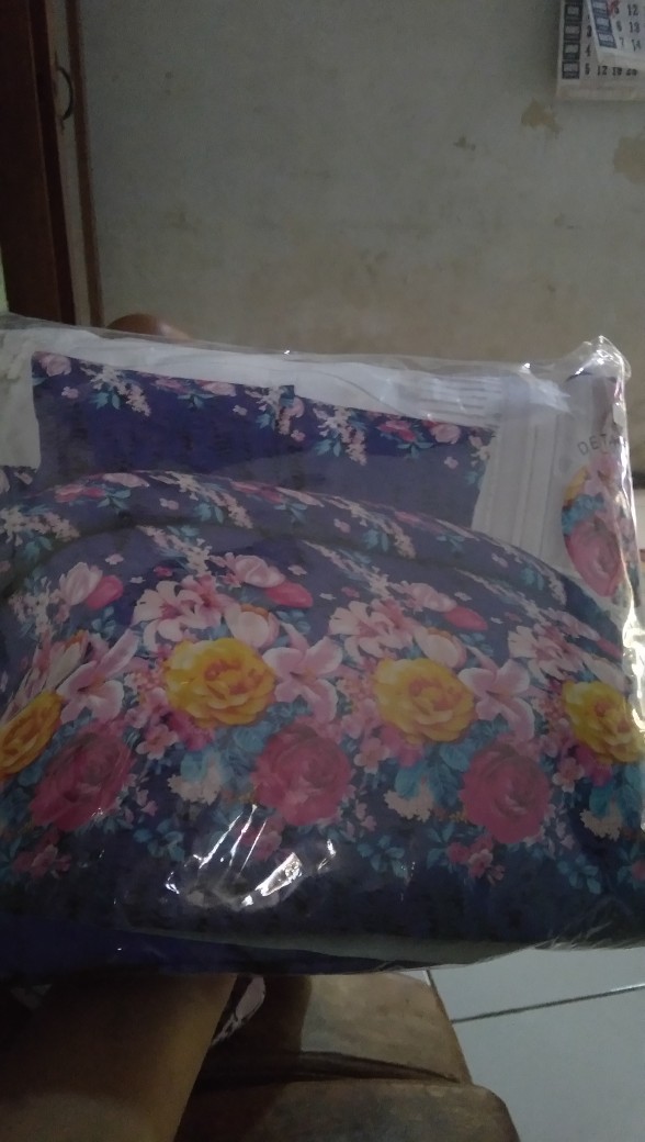 Sprei Katun Disperse Karakter 160 Dan 180