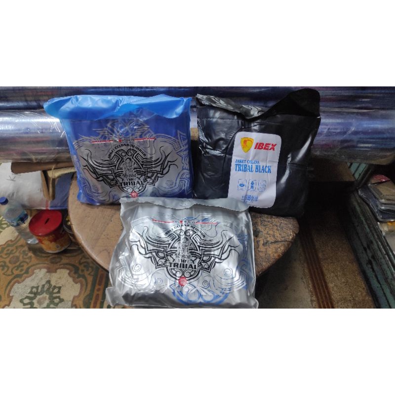 Jas Hujan Setelan Tribal Ibex