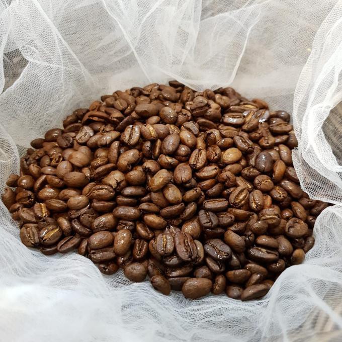 

1 KG Roasted Beans, Biji Kopi Arabica Toraja grade 2