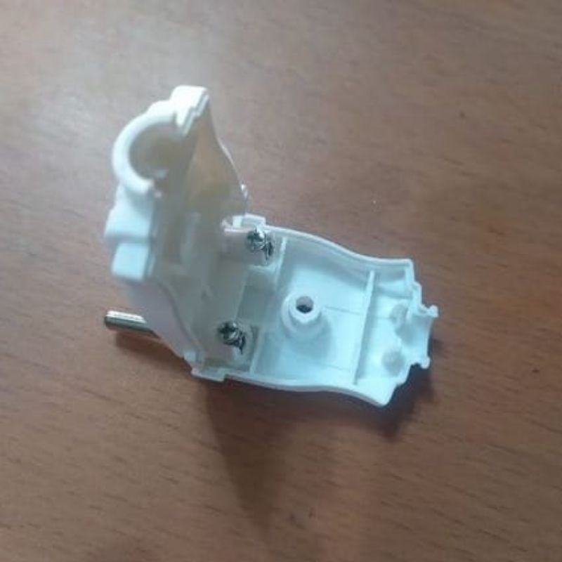 Matsui Steker Mini / Steker Colokan Gepeng MATSUI MT - 205 Murah